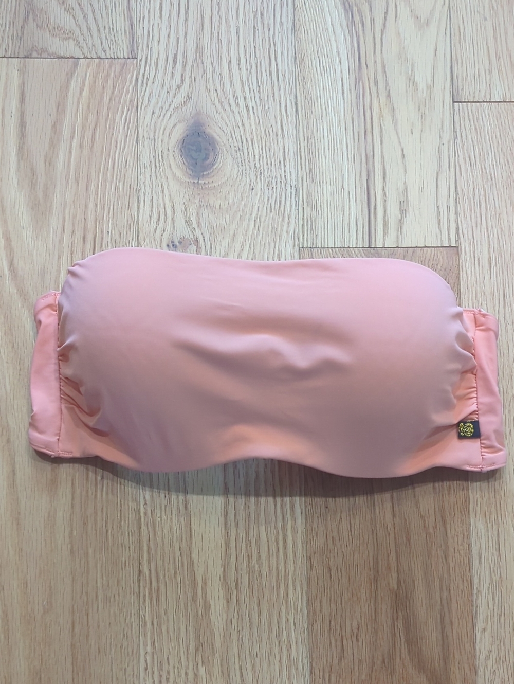 Aqua La vie en Rose Bandeau Bikini Top. Size Small.